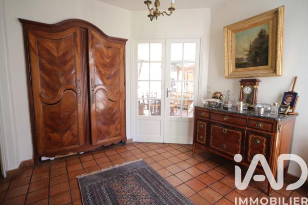 Maison à vendre 8 pièces 218 m² Bourg-la-Reine