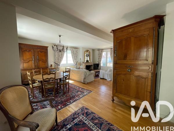 Maison à vendre 8 pièces 218 m² Bourg-la-Reine