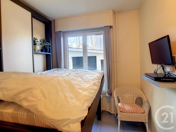 Appartement Chambre à vendre  1 pièce - 12,14 m2 VILLE D AVRAY - 92