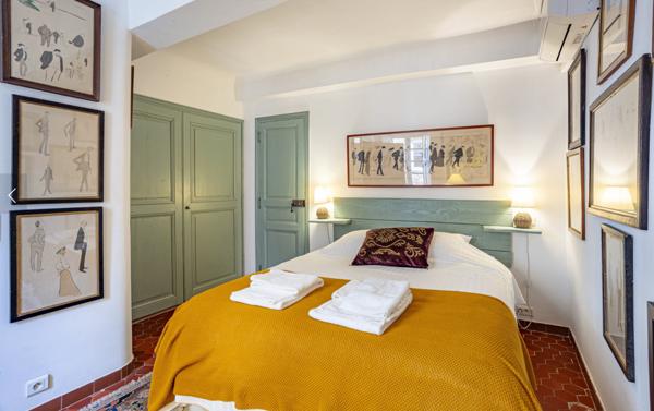 Grimaud : Maison de village 250 M2 avec terrasse, maison d'hôtes ou particulier