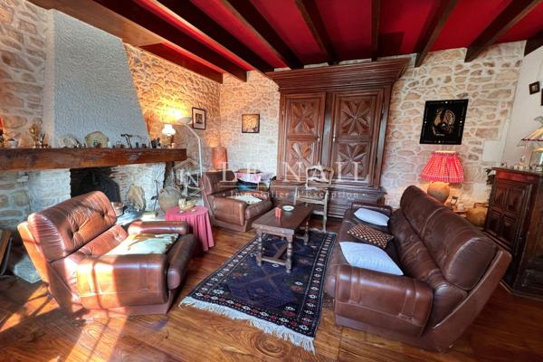Maison charentaise du XIXe siècle proche d'Angoulême