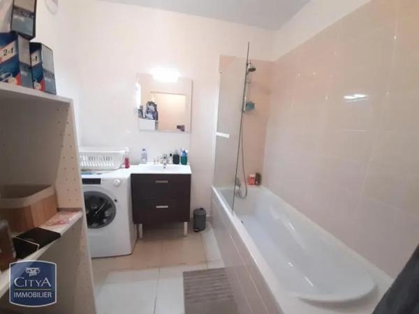 Appartement à louer 4 pièces 82.64m² Lille (59000)