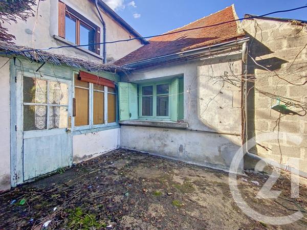 Maison à vendre  13 pièces - 136,97 m2 ST POURCAIN SUR SIOULE - 03