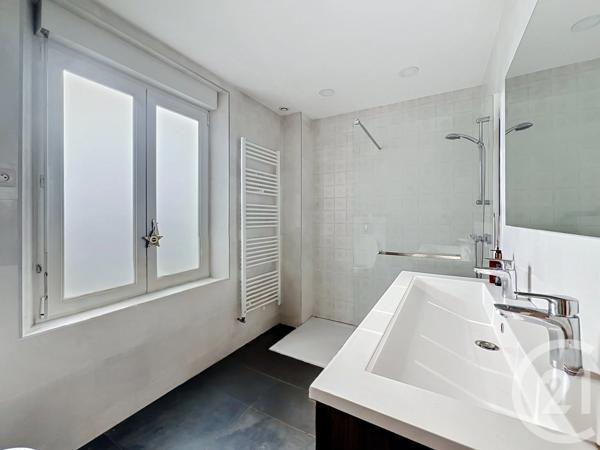 Maison à vendre  5 pièces - 194 m 2   ESSEY LES NANCY  - 54