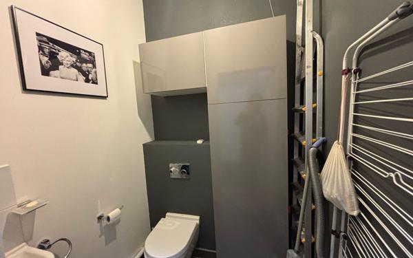 Appartement à louer    2 pièces • 53 m2 Paris 14