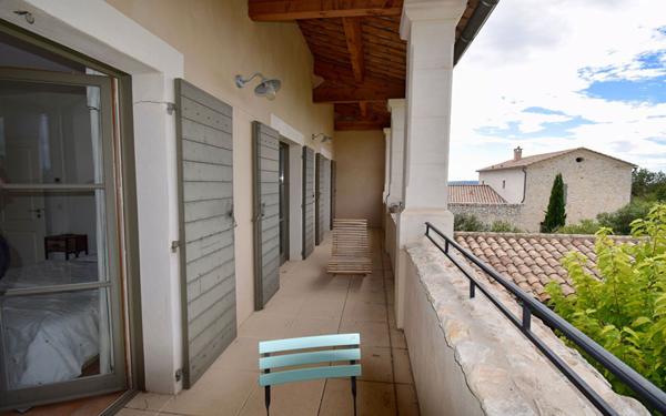 Maison à vendre    5 pièces •  Uzès