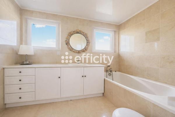Maison 8 pièces - 198 m²