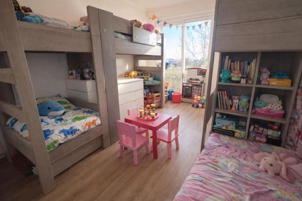 ANTIBES – 3 PIÈCES VUE PORT / MER – PROCHE CENTRE