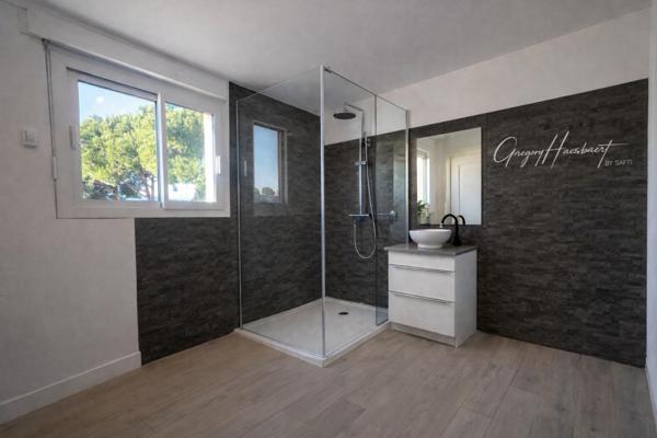 ANTIBES – 3 PIÈCES VUE PORT / MER – PROCHE CENTRE