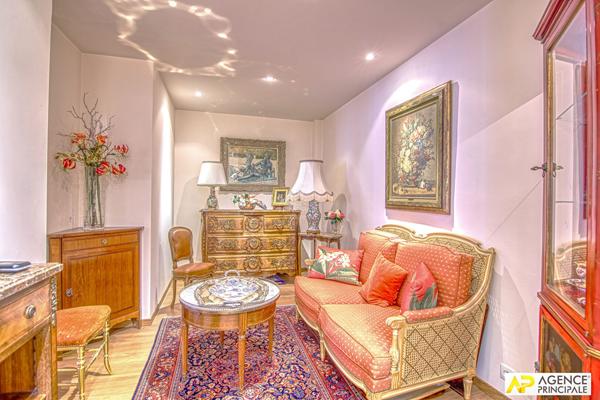 Versailles Rive-Droite - Appartement 6 pièces 204 m² Carrez situé au 2ème étage avec ascenseur, 2 caves et 2 places de parking en sous-sol €1 495 000 ** - Référence 25569