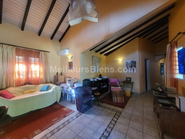 MAISON T4 avec mezzanine avec terrain de 1043m2