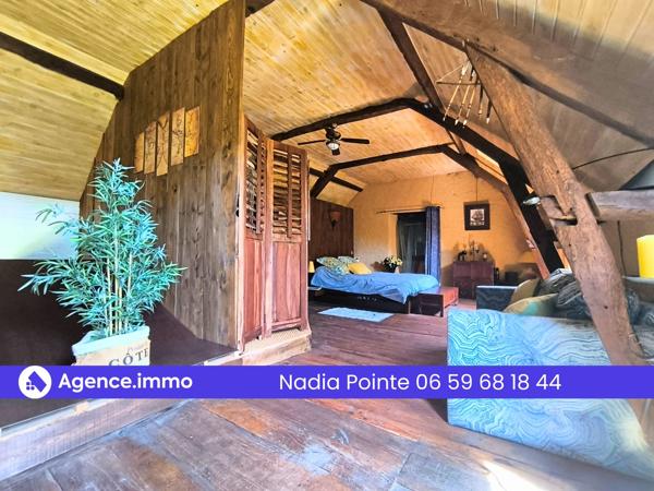 À vendre - Maison traditionnelle, 5 pièces située à Espoey (64420)
