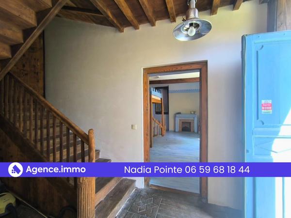 À vendre - Maison traditionnelle, 5 pièces située à Espoey (64420)
