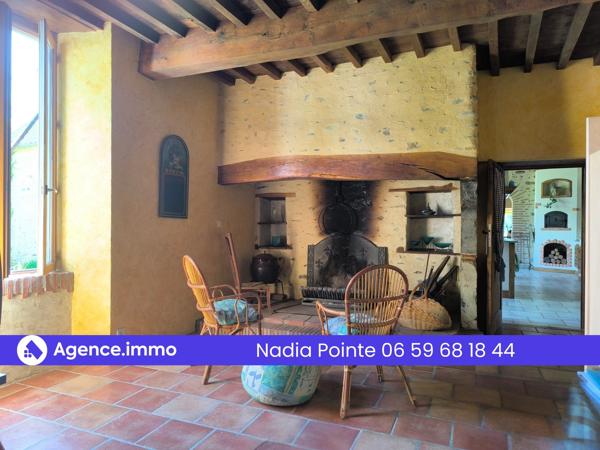 À vendre - Maison traditionnelle, 5 pièces située à Espoey (64420)