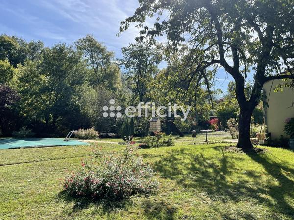 Maison 3 pièces - 94 m²