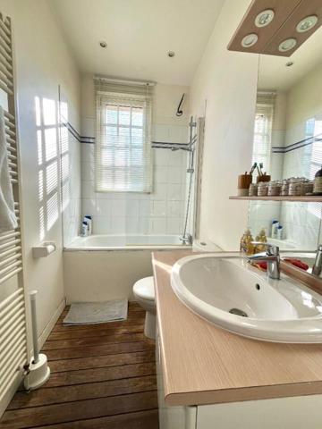 Maison de Maître :10 pièce(s) 288 m2 - Terrain 959m²