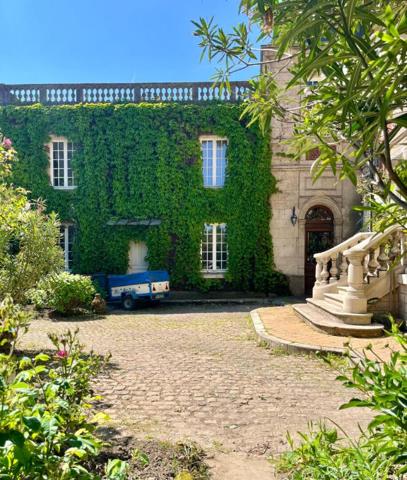 Maison de Maître :10 pièce(s) 288 m2 - Terrain 959m²
