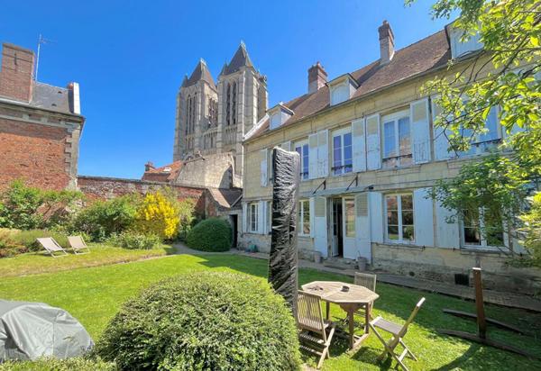 Maison de Maître :10 pièce(s) 288 m2 - Terrain 959m²