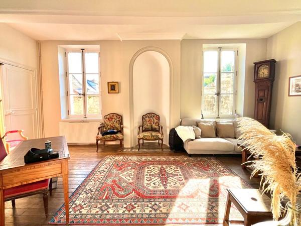 Maison de Maître :10 pièce(s) 288 m2 - Terrain 959m²