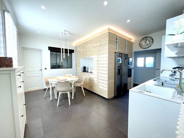 Maison Conflans Sainte Honorine 5 pièce(s) 90m2 €365 000 ** - Référence 7539