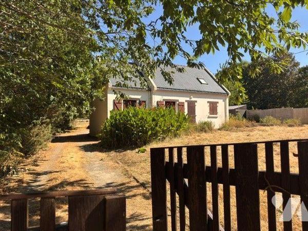 A vendre maison à MOELAN SUR MER (29)

Maison d'une superficie de 96,95 m² avec vie en rez de...