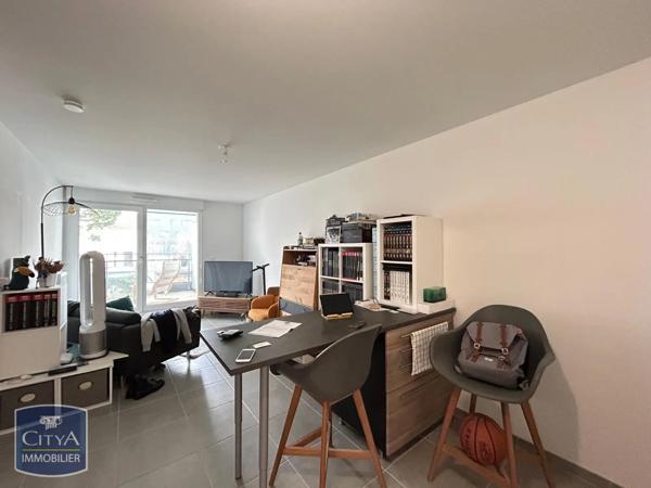 Appartement à louer 2 pièces 40.8m²