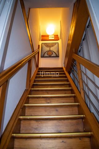 Maison de charme, jardin accès privé rivière proche centre.