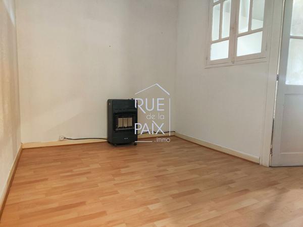 86140 LENCLOITRE EXCLUSIVITE- Maison de bourg 70m²