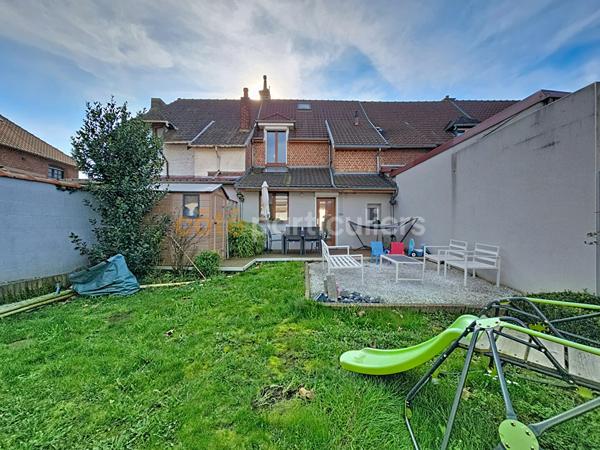 Vente Maison90 m² - 4 Pièces - ARMENTIERES (59280)