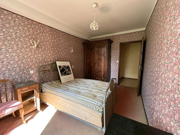 A VENDRE MAISON + TERRAIN AVEC BELLE VUE