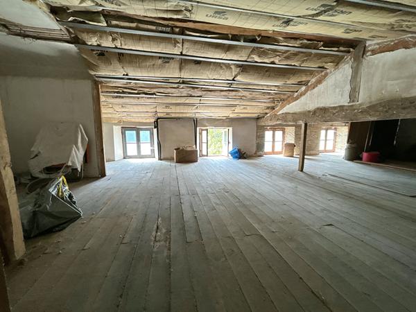 A VENDRE MAISON + TERRAIN AVEC BELLE VUE