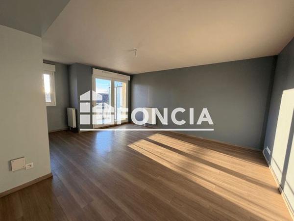 Location Appartement 3 pièces 65.1 m² - 137 ROUTE DE PARIS Le Mesnil-esnard 76240