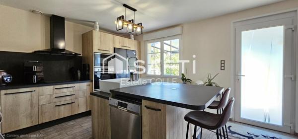 MAISON DE 123 m² 4 CHAMBRES CLIMATISEE
