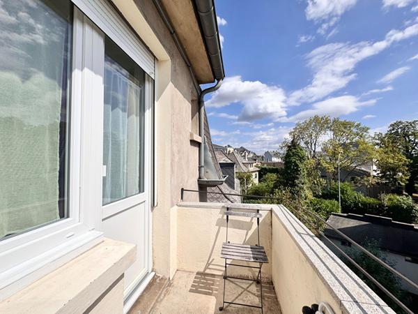 Lumineux T3 rénové et climatisé avec son balcon au coeur de Thionville