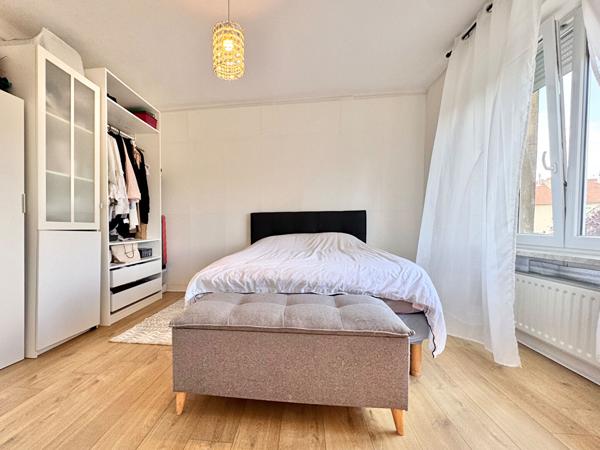 Lumineux T3 rénové et climatisé avec son balcon au coeur de Thionville