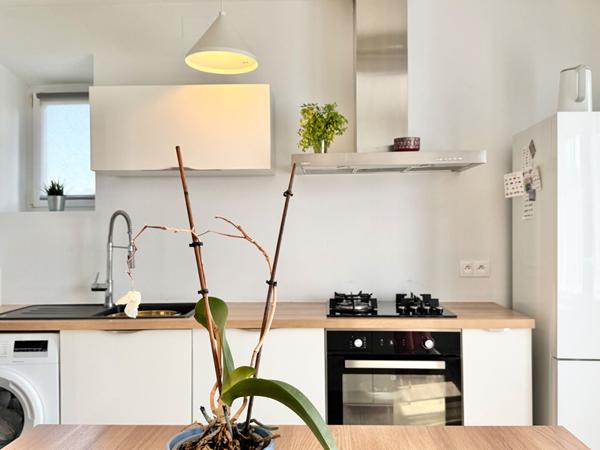 Lumineux T3 rénové et climatisé avec son balcon au coeur de Thionville
