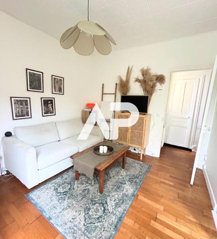 Studio meublé à Enghien-les Bains Loyer 740 €/mois charges comprises **  - Référence  1666