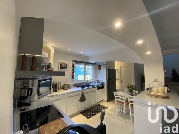 Maison à vendre 6 pièces 158 m² Le Luc