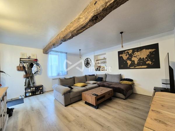 Maison R+2 située à Crampagna (09120), entre Pamiers et Foix, idéalement placée à proximité des commodités et des axes de transport.