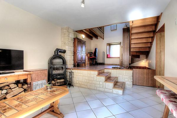 Maison de village Saint-Jeoire-Prieuré 76 m2 avec jardin et garage