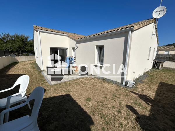 Location Maison 4 pièces 93 m² - 43 IMPASSE PIERRE FALAISE La Roche Sur Yon 85000
