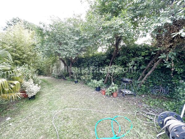 Maison plain-pied 60 m2, terrain 644 m2