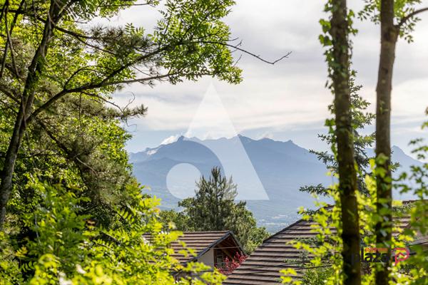 Terrain 3022 m2