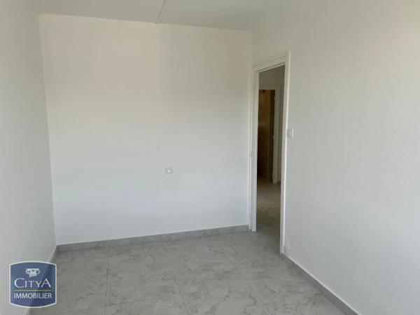 Appartement à louer 3 pièces 69.7m² Oyonnax (01100)