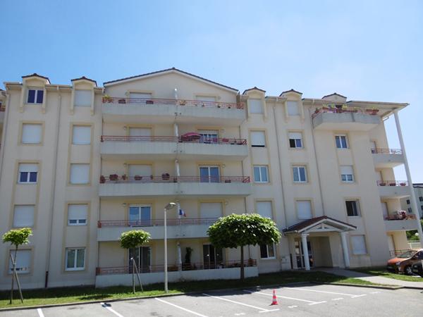 À LOUER - Pièce meublée au sein d'un cabinet professionnel 38160 SAINT-MARCELLIN