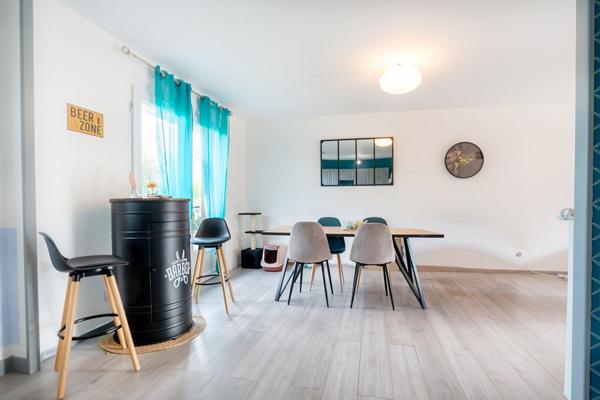 Maison de plain-pied 5 pièces - Le Puy-Notre-Dame