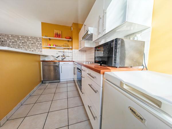 3 PIèces 57m² + BALCON + PARKING - CERGY LE HAUT