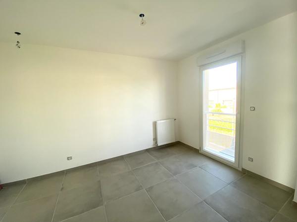 Maison récente 4 pièces de 86 m² dans le secteur calme et recherché de Vaulx En Velin Village