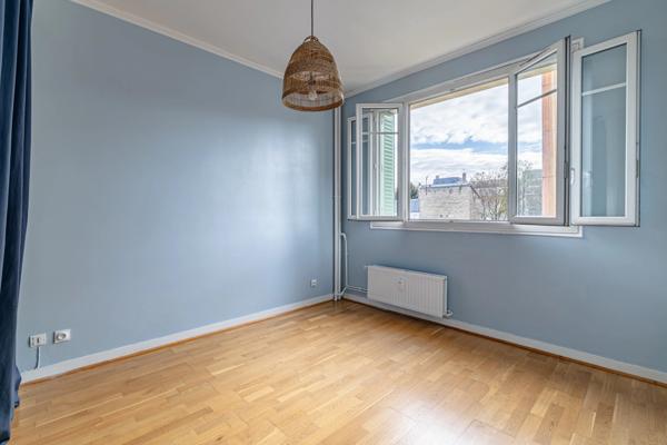 ALFORTVILLE MAIRIE – 4 PIÈCES 72 M² – CALME – 2 CHAMBRES + BUREAU – CAVE