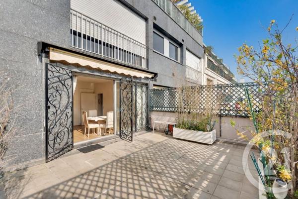 Appartement à vendre  2 pièces - 63 m2 PARIS - 75016